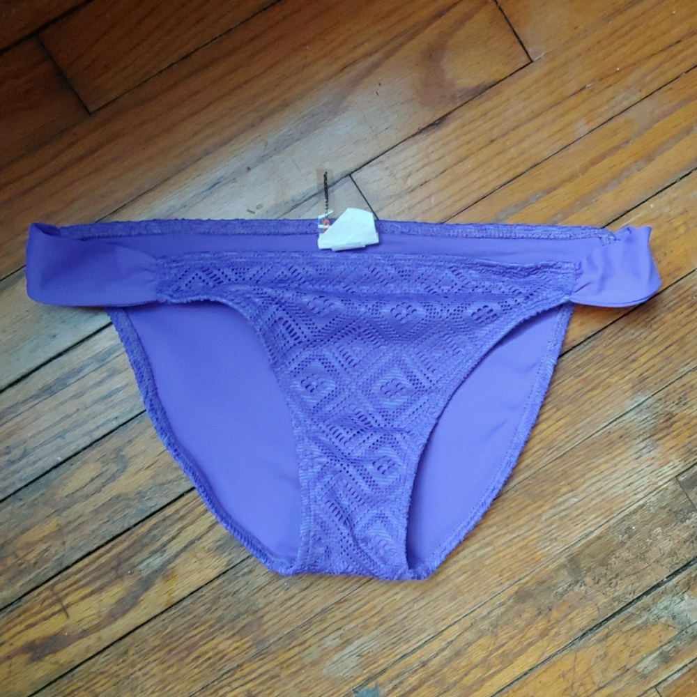 NWOT Purple periwinkle Bikini bottom